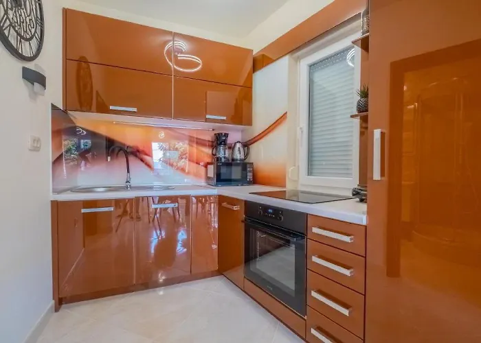 Zentrumsnahes Mit Privatparkplatz, Eintrittskarten Fuer Bootsausflug Und Aquarium Σπίτι διακοπών Novi Vinodolski